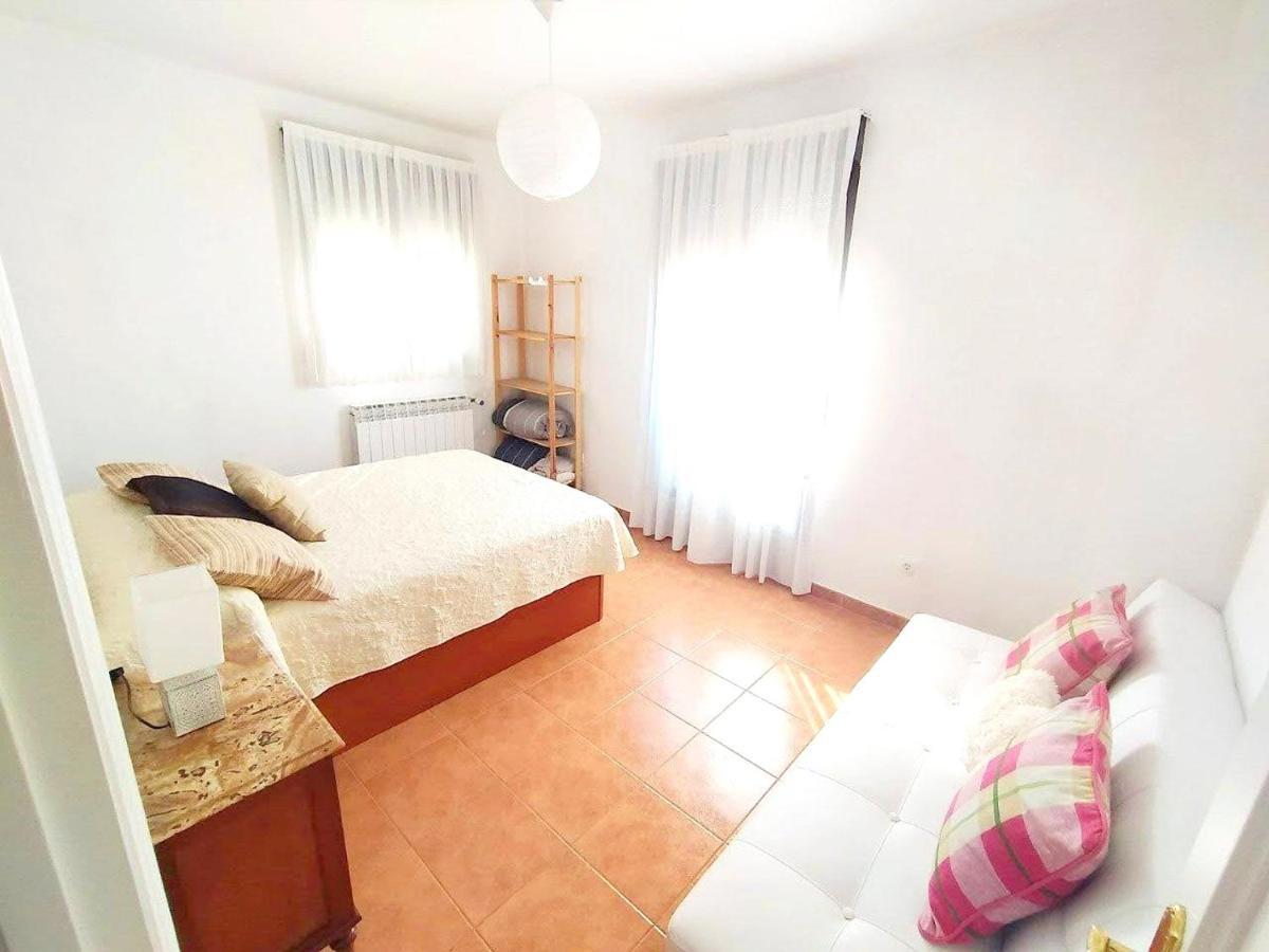 Casa Del Huevo, 8 A 16 Pers, Rioja Alavesa, A 15km De Logrono Y Laguardia Holiday home
